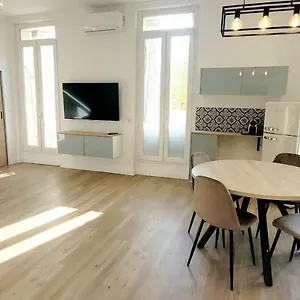 https://la-joliette-1.fr-provencehotel.com